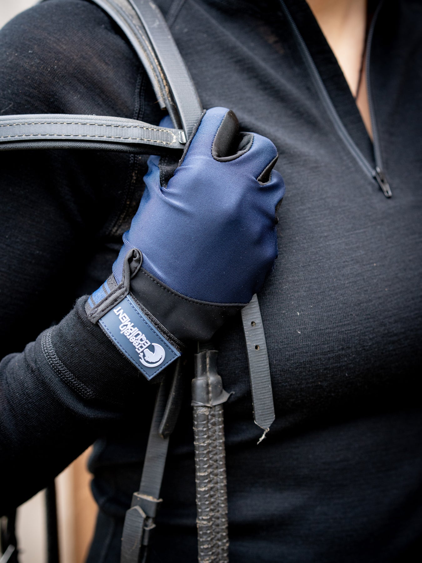 Load image into Gallery viewer, SuperFit Riding Gloves
